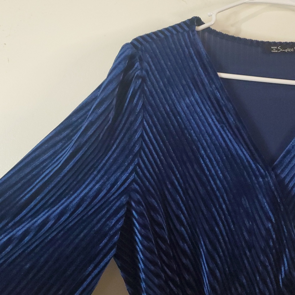 Simplee Longsleeve Mini Dress Size Large Velvet Blue Belted Faux Wrap Cocktail - Picture 8 of 14